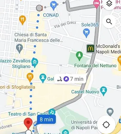 Edoardo Al Plebiscito Неаполь