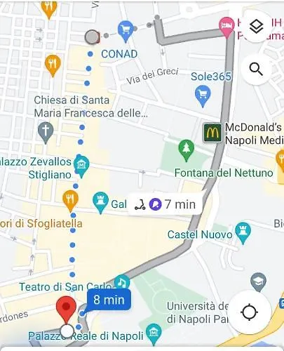 Edoardo Al Plebiscito נאפולי