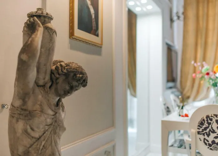 Apartamento Edoardo Al Plebiscito Nápoles