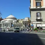 Edoardo Al Plebiscito Lejlighed Napoli